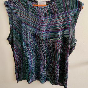 Beautiful vintage ribbed polyester patterned shirt